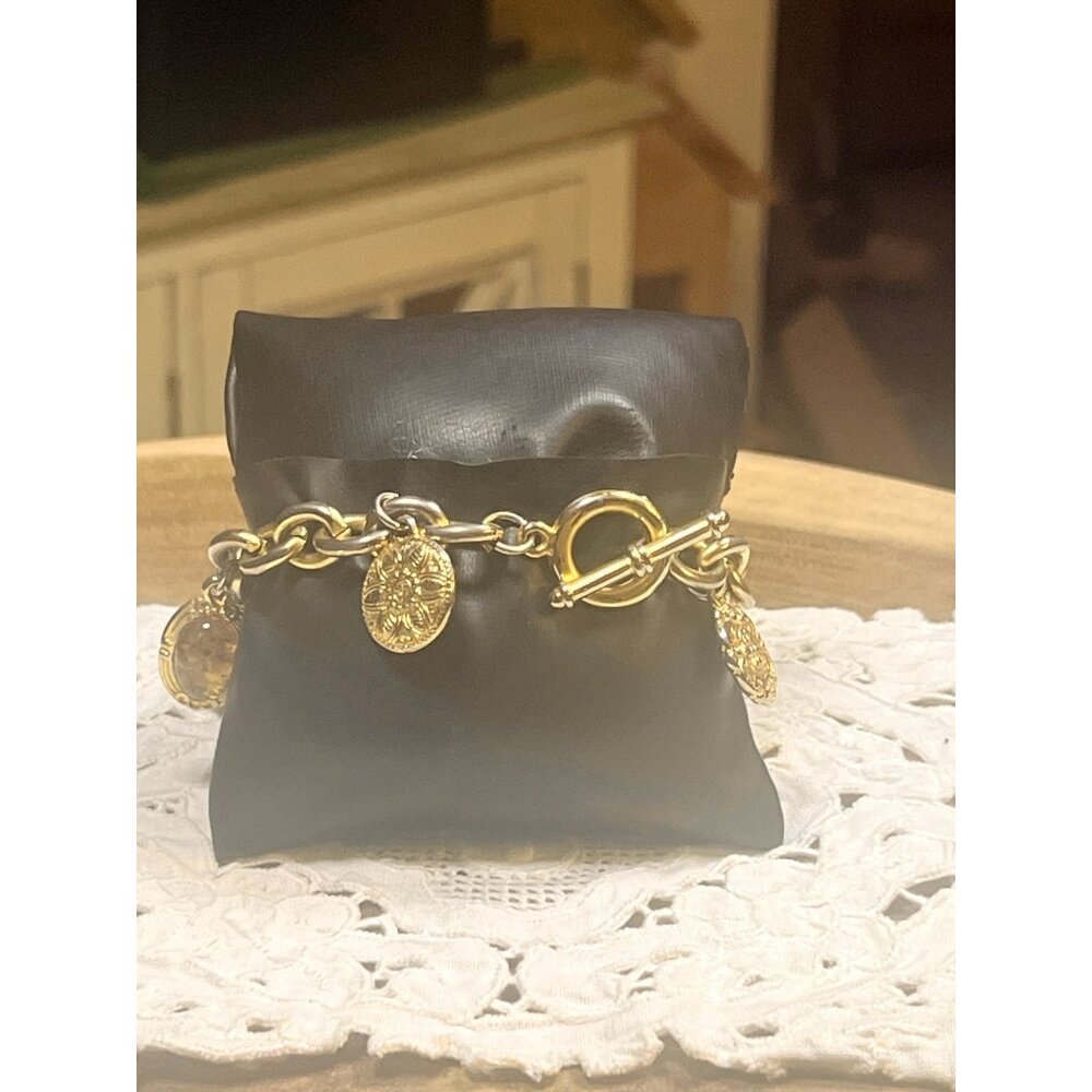 Vintage Vanderbilt Gold-Tone Charm Bracelet W/ Amber & Intricate Charms - Picture 10 of 11